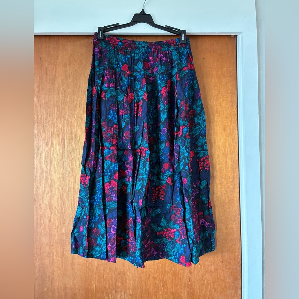 1980s Andrea Gayle Wild Berry Midi Skirt View 5